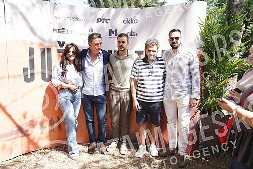 On the occasion of the beginning of the filming of the second season of the series 