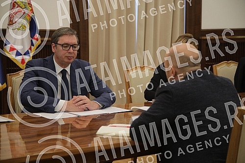 A meeting between President Aleksandar Vucic and the special envoy of the German government for the Western Balkans, Manuel Sarrazin, was held in the Presidency of Serbia.U Predsednistvu Srbije odrzan je sastanak predsednika Aleksandra Vucica sa sp