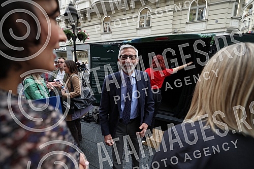 The 13th European Night of Researchers was officially opened at the French Institute in Belgrade.13. Evropska noc istrazivaca svecano je otvorena  u Francuskom institutu u Beogradu.