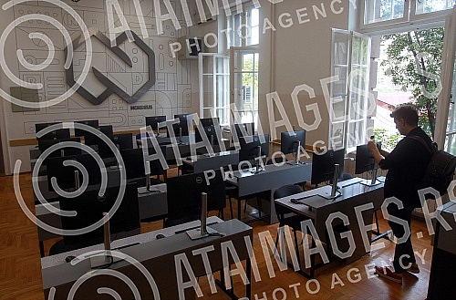 The donation of the company Nordeus to the Faculty of Electrical Engineering, with which this company equipped the faculty's laboratories with 80 of the latest computers and equipment that improves the practical work and training of new generations o