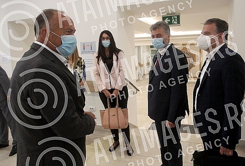 Minister of Education, Science and Technological Development Mladen Sarcevic visits the Faculty of Dentistry.Ministar prosvete,nauke i tehnoloskog razvoja Mladen Sarcevic u poseti Stomatoloskom fakultetu.