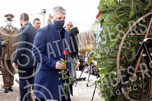 A memorial service was held at the Memorial Ossuary in the Banja Luka settlement of Drakulic, wreaths and flowers were laid for more than 2,300 Serbs who were brutally killed by the uprising 79 years ago in this settlement and in the villages of Moti