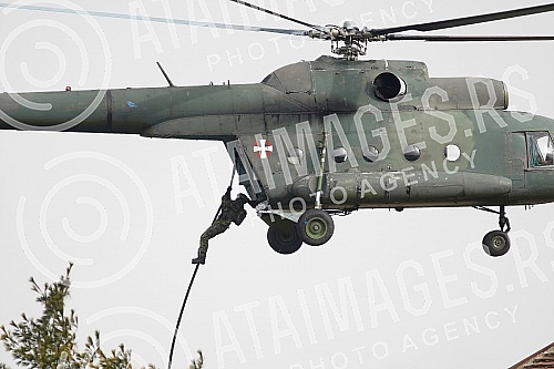 he President of the Republic and supreme commander of the Serbian army, Aleksandar Vucic, attended a demonstration of the capabilities of members of the Serbian army's 72nd special operations brigade, 63rd parachute brigade and part of the air force 