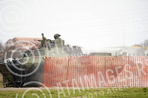 he President of the Republic and supreme commander of the Serbian army, Aleksandar Vucic, attended a demonstration of the capabilities of members of the Serbian army's 72nd special operations brigade, 63rd parachute brigade and part of the air force 