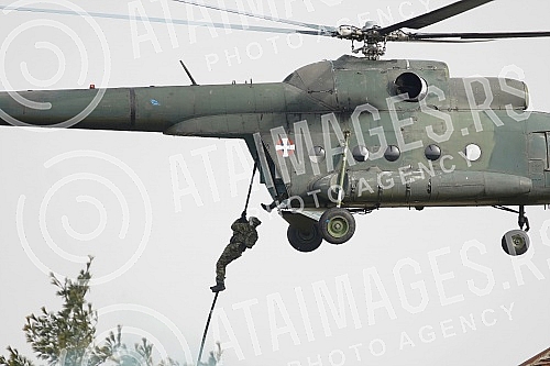 he President of the Republic and supreme commander of the Serbian army, Aleksandar Vucic, attended a demonstration of the capabilities of members of the Serbian army's 72nd special operations brigade, 63rd parachute brigade and part of the air force 