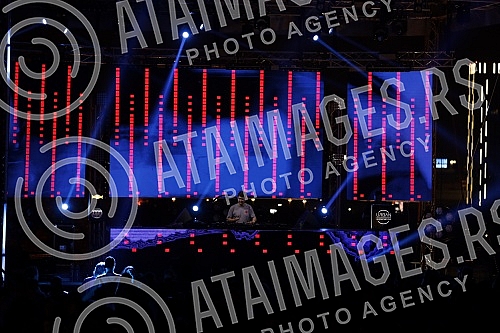 The long-awaited Matinée Fest will host the world's biggest stars of the electronic music scene from August 26 to 28, at the Kalemegdan Fortress, near Pobednik. Dugo ocekivani festival Matinée Fest od 26. do 28. avgusta ugostice najvece svetske zve