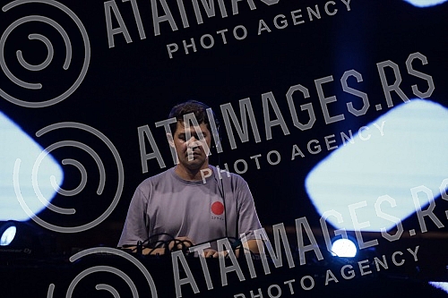 The long-awaited Matinée Fest will host the world's biggest stars of the electronic music scene from August 26 to 28, at the Kalemegdan Fortress, near Pobednik. Dugo ocekivani festival Matinée Fest od 26. do 28. avgusta ugostice najvece svetske zve