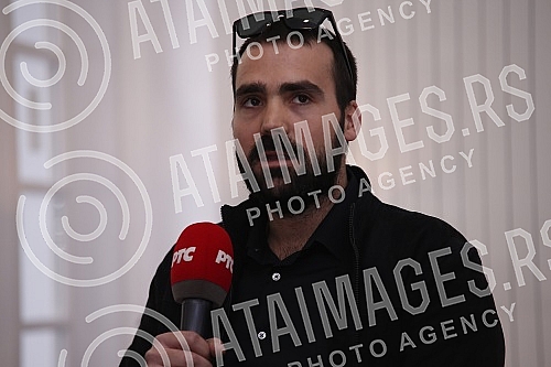 Press conference of the acting and author team of the film 