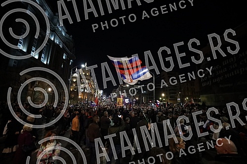 War veterans and People's Patrols organized a protest on the day of the beginning of the NATO aggression on our country, in front of the General Staff.Ratni veterani i Narodne patrole organizovali su protest na dan pocetka agresije NATO pakta na na