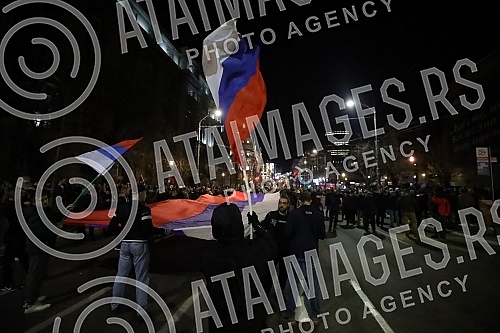 War veterans and People's Patrols organized a protest on the day of the beginning of the NATO aggression on our country, in front of the General Staff.Ratni veterani i Narodne patrole organizovali su protest na dan pocetka agresije NATO pakta na na