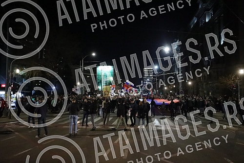 War veterans and People's Patrols organized a protest on the day of the beginning of the NATO aggression on our country, in front of the General Staff.Ratni veterani i Narodne patrole organizovali su protest na dan pocetka agresije NATO pakta na na