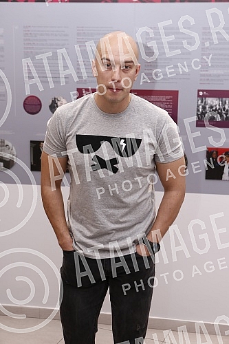 Press conference of the acting and author team of the film 