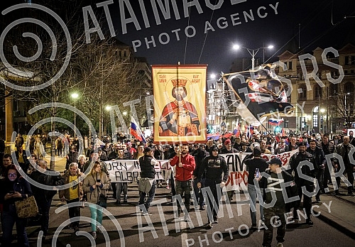 War veterans and People's Patrols organized a protest on the day of the beginning of the NATO aggression on our country, in front of the General Staff.Ratni veterani i Narodne patrole organizovali su protest na dan pocetka agresije NATO pakta na na
