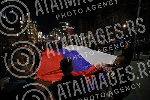 War veterans and People's Patrols organized a protest on the day of the beginning of the NATO aggression on our country, in front of the General Staff.Ratni veterani i Narodne patrole organizovali su protest na dan pocetka agresije NATO pakta na na