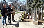 On the occasion of the 23rd anniversary of the NATO aggression, the presidential candidate of the United for Victory Coalition of Serbia, Zdravko Ponos, laid a wreath at the monument to the fallen soldiers of the Guard and the patients of the Dragisa