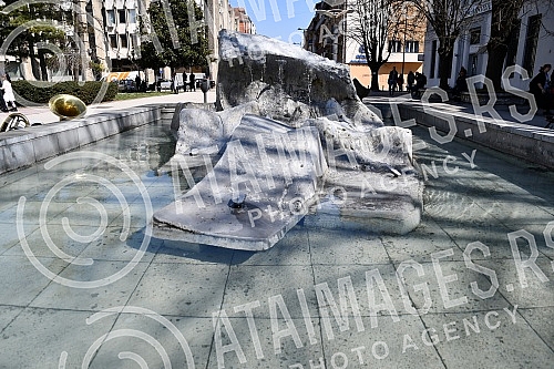 Marking the 23rd anniversary of the NATO bombing of FR Yugoslavia in 1999 - commemoration of soldiers from the territory of the Raska administrative district near the monument and fountain on Jovan Saric Square in front of the City Administration of 