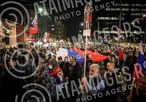 War veterans and People's Patrols organized a protest on the day of the beginning of the NATO aggression on our country, in front of the General Staff.Ratni veterani i Narodne patrole organizovali su protest na dan pocetka agresije NATO pakta na na