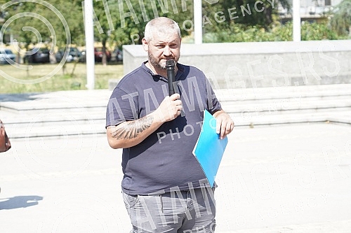 Animal rights protest in front of the Veterinary Administration.Protest za prava zivotinja ispred Uprave za veterinu.