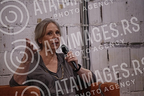 The annual Katarina Preradovic award for professional integrity and excellence in journalism was held in Dorcol Square.U Dorcol placu je odrzana dodela godisnje nagrade Katarina Preradovic za profesionalni integritet i izuzetnost u novinarstvu