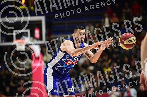 The match of the 2nd round of the Admiral Bet ABA League between KK Crvena zvezda mts and KK Buducnost Voli was played in the Aleksandar Nikolic hall.Utakmica 2. kola Admiral Bet ABA lige izmedju KK Crvena zvezda mts i KK Buducnost Voli odigrana je