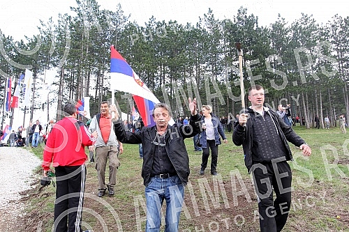 Serbian National Labor Action to build a gondola in Zlatibor.Svesrpska narodna moba (radna akcija) za izgradnju Gondole na Zlatiboru. 