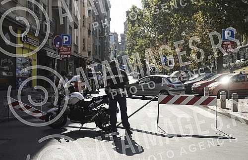 Kosovska street closed due to the sale of used books.Kosovska ulica zatvorena zbog prodaje polovnih knjiga.