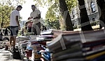 Kosovska street closed due to the sale of used books.Kosovska ulica zatvorena zbog prodaje polovnih knjiga.