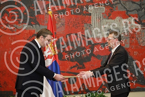 The President of the Republic of Serbia, Aleksandar Vucic, received a letter of credence from the newly appointed Ambassador of Canada, Giles Norman, at the Palace of Serbia.Predsednik Republike Srbije Aleksandar Vucic je u Palati Srbije primio akr
