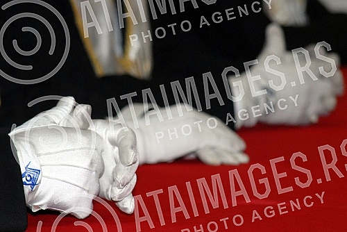 Slobodni zidari Srbije, odnosno Vrhovni savet Srbije u Beogradu,  odrzao je svecanu proslavu Skotskog reda drevnog i prihvacenog. Domacin sastanka kojem su prisustvovali veliki komandir bio je suvereni grand komander Vrhovnog saveta Srbije Dragan Dju