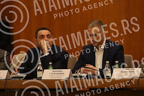 The session of the Government of the Republic of Serbia was opened to the public and was attended by the President of the Republic of Serbia Aleksandar Vucic, the Governor of the National Bank of Serbia Jorgovanka Tabakovic and directors of public co