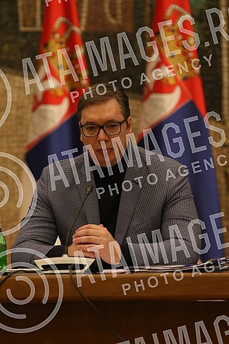 The session of the Government of the Republic of Serbia was opened to the public and was attended by the President of the Republic of Serbia Aleksandar Vucic, the Governor of the National Bank of Serbia Jorgovanka Tabakovic and directors of public co