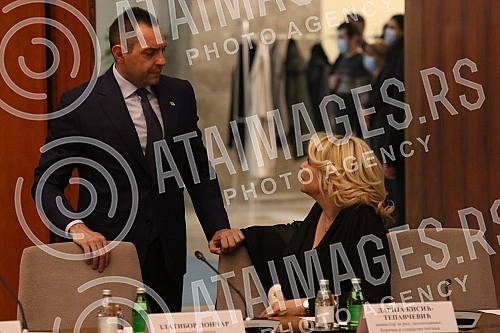 The session of the Government of the Republic of Serbia was opened to the public and was attended by the President of the Republic of Serbia Aleksandar Vucic, the Governor of the National Bank of Serbia Jorgovanka Tabakovic and directors of public co