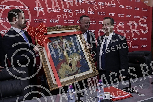 The President of the Socialist Party of Serbia, Ivica Dacic, held a meeting with the leadership of the Belgrade City and Municipal Organizations of the SPS.Predsednik Socijalisticke partije Srbije Ivica Dacic odrzao je sastanak sa rukovodstvom beog