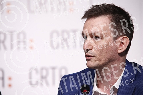 A press conference was held in Miljenko Dereta's premises, at which the CRTA observation mission announced preliminary findings on the monitoring of the election day and the assessment of the quality of the voting process.U prostoru Miljenko Dereta