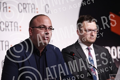 A press conference was held in Miljenko Dereta's premises, at which the CRTA observation mission announced preliminary findings on the monitoring of the election day and the assessment of the quality of the voting process.U prostoru Miljenko Dereta