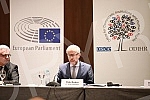 OSCE international observers held a press conference to present their preliminary findings following Serbia's presidential and snap parliamentary elections.Medjunarodni posmatraci OEBS-a odrzali su konferenciju za stampu na kojoj su predstavili svo