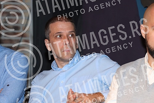 On the occasion of the premiere of the play Death and the Girl based on the play by Ariel Dorfman in the Bitef theater, a press conference was held in the Bitef club.Povodom premijere predstave Smrt i devojka prema drami Arijela Dorfmana u Bitef te