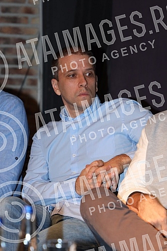 On the occasion of the premiere of the play Death and the Girl based on the play by Ariel Dorfman in the Bitef theater, a press conference was held in the Bitef club.Povodom premijere predstave Smrt i devojka prema drami Arijela Dorfmana u Bitef te