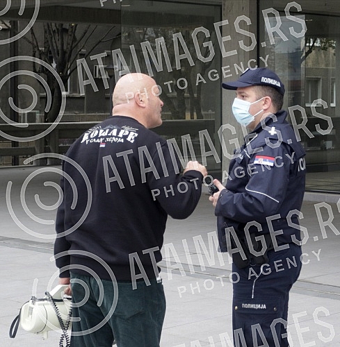 A hearing was held in the High Court for the trial of the lawsuit filed against the President of Serbia, Aleksandar Vucic, by the President of the People's party, Vuk Jeremic, who then addressed the press.U Visem sudu odrzano je rociste za sudjenje
