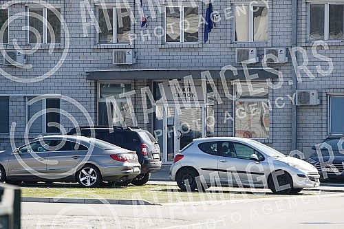 President of FSS, Slavisa Kokeza testified as a citizen at the premises of the Service for the Fight against Organized Crime (SBPOK) in Makis.Predsednik FSS-a Slavisa Kokeza davao je iskaz u svojstvu gradjana u  prostorijama Sluzbe za borbu protiv 