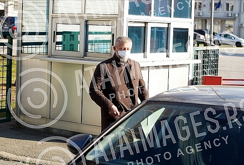 President of FSS, Slavisa Kokeza testified as a citizen at the premises of the Service for the Fight against Organized Crime (SBPOK) in Makis.Predsednik FSS-a Slavisa Kokeza davao je iskaz u svojstvu gradjana u  prostorijama Sluzbe za borbu protiv 