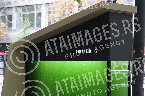 In front of the Municipality of Stari grad, the presentation of the photo-bioreactor 