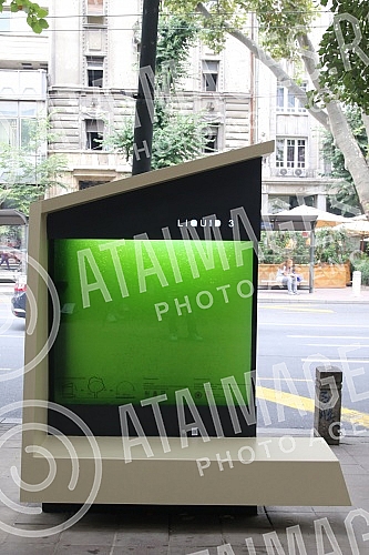 In front of the Municipality of Stari grad, the presentation of the photo-bioreactor 