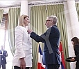French Ambassador Pierre Cochard presented the National Order of Merit to basketball player Natasa Kovacevic StojakovicAmbasador Francuske Pjer Kosar urucio je Nacionalni orden za zasluge kosarkasici Natasi Kovacevic Stojakovic.