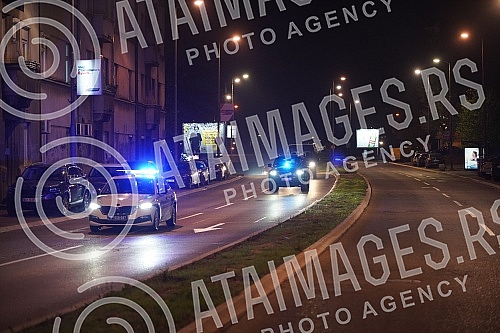 Darko Saric, who was arrested yesterday in a large international operation, was brought to the Special Court.Darko Saric koji je juce uhapsen u velikoj medjunarodnoj akciji doveden je u Specijalni sud.