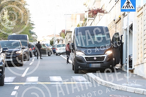 The Great International Arrest Action, which is taking place simultaneously in several European countries, countries in the region and the world, ie in Ecuador, is led by Europol, and in our country, the Criminal Police Directorate of the Ministry of