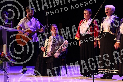 The New Democratic Party of Serbia held a festive party academy in the Madlenijanum theater on the occasion of 30 years of its existence.Nova Demokratska stranka Srbije odrzala je u teataru Madlenijanum svecanu akademiju stranke povodom 30 godina s