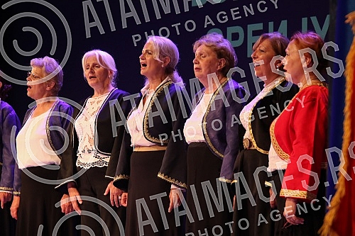 The New Democratic Party of Serbia held a festive party academy in the Madlenijanum theater on the occasion of 30 years of its existence.Nova Demokratska stranka Srbije odrzala je u teataru Madlenijanum svecanu akademiju stranke povodom 30 godina s