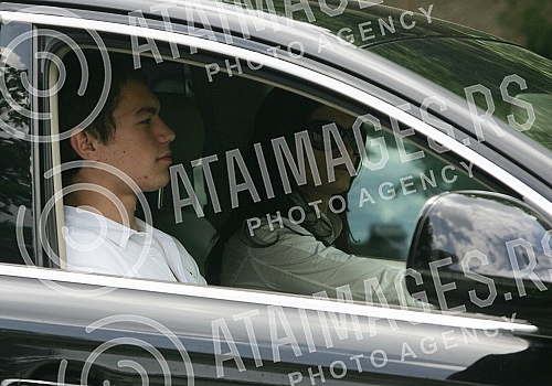 Zvezdan Terzic - after seven months spent in detention released from the Central Prison.Zvezdan Terzic - posle sedam meseci provedenih u pritvoru pusten iz Centralnog zatvora.