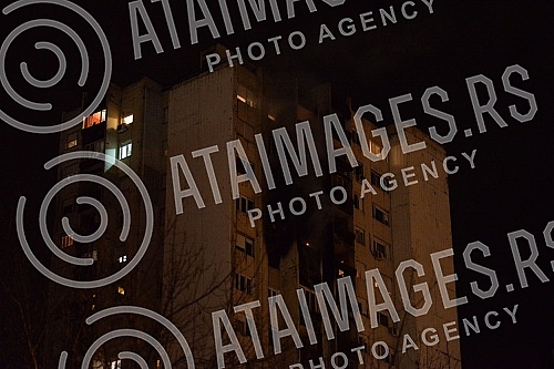 A fire in a residential building in Block 63 in New BelgradePozar u stambenoj zgradi u bloku 63 na Novom Beogradu.